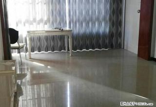 学府花园两室两厅普通装修带部分家具出租 - 固原28生活网 guyuan.28life.com