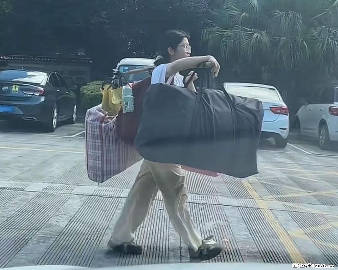 全网追的“扁担女孩”,找了一份暑假工,时薪12元 - 固原生活资讯 - 固原28生活网 guyuan.28life.com